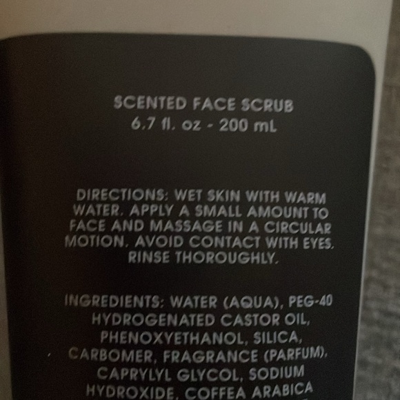 M Black Face Scrub Coffee Scented Energizing Coffee Scrub made with Wheat Straw - Picture 6 of 7